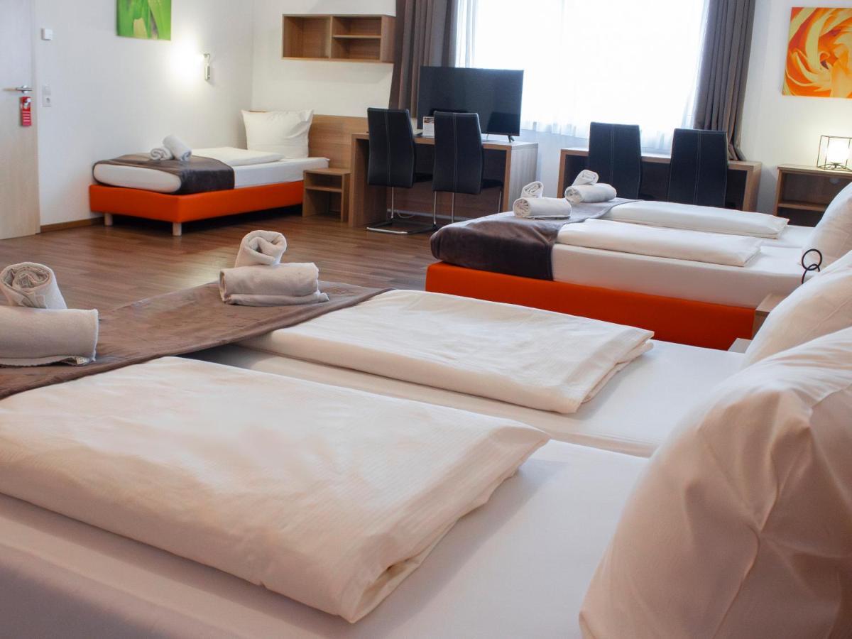 Orange Hotel Und Apartments Neu-Ulm Extérieur photo