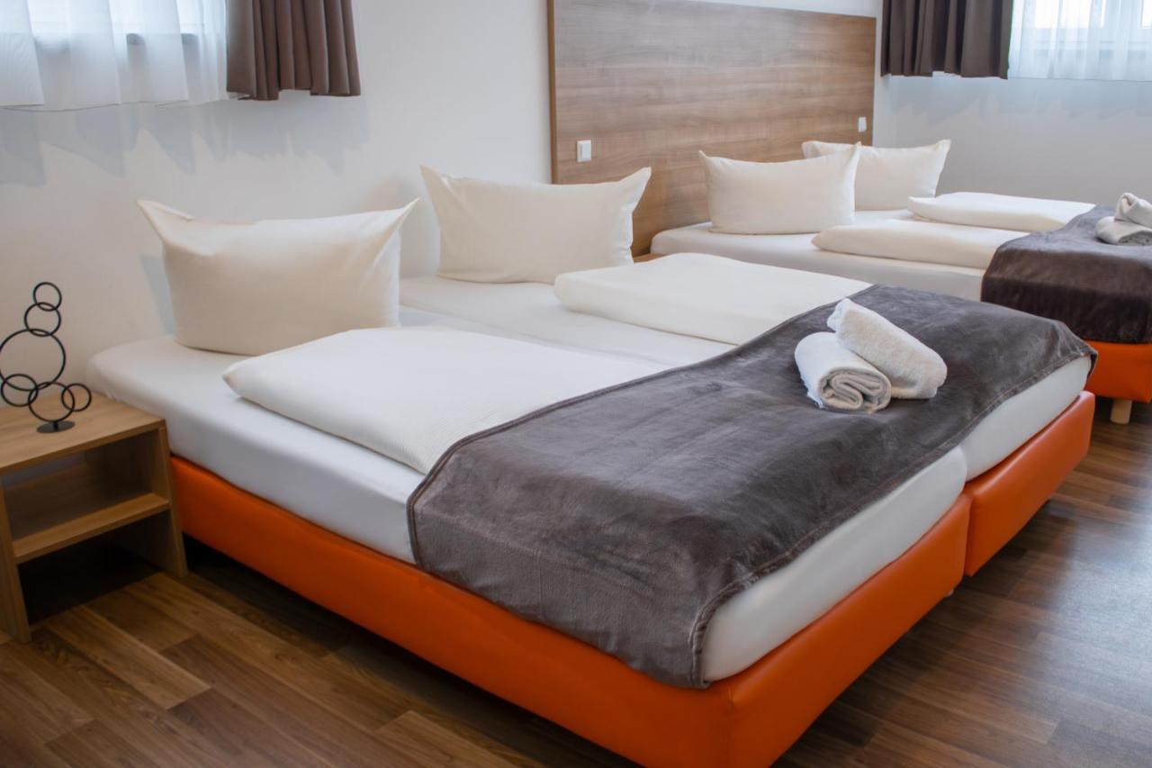 Orange Hotel Und Apartments Neu-Ulm Extérieur photo
