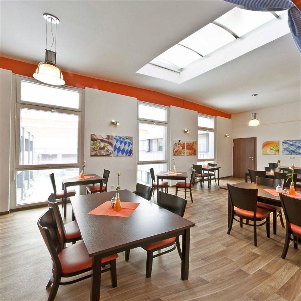 Orange Hotel Und Apartments Neu-Ulm Extérieur photo
