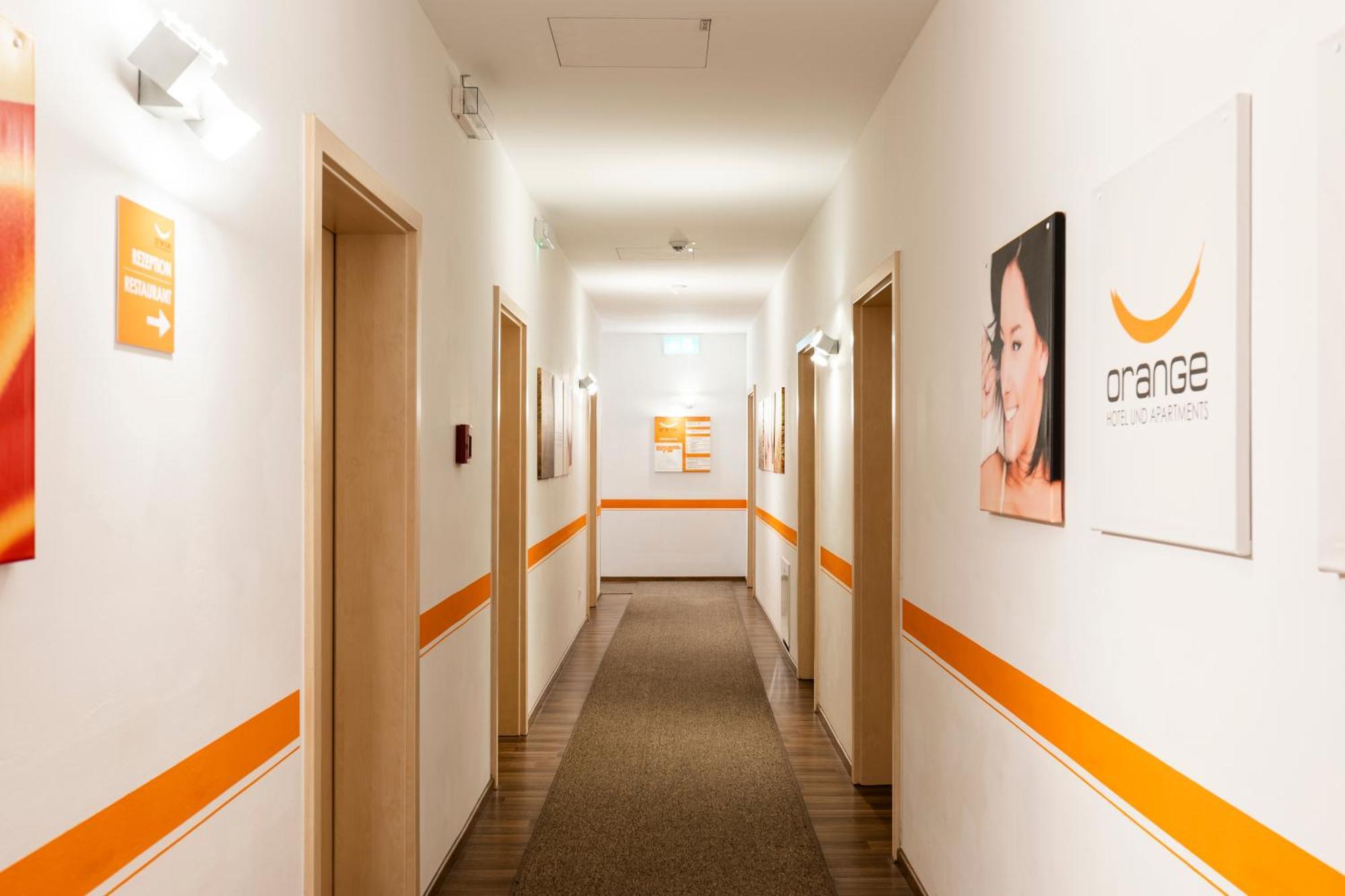 Orange Hotel Und Apartments Neu-Ulm Extérieur photo