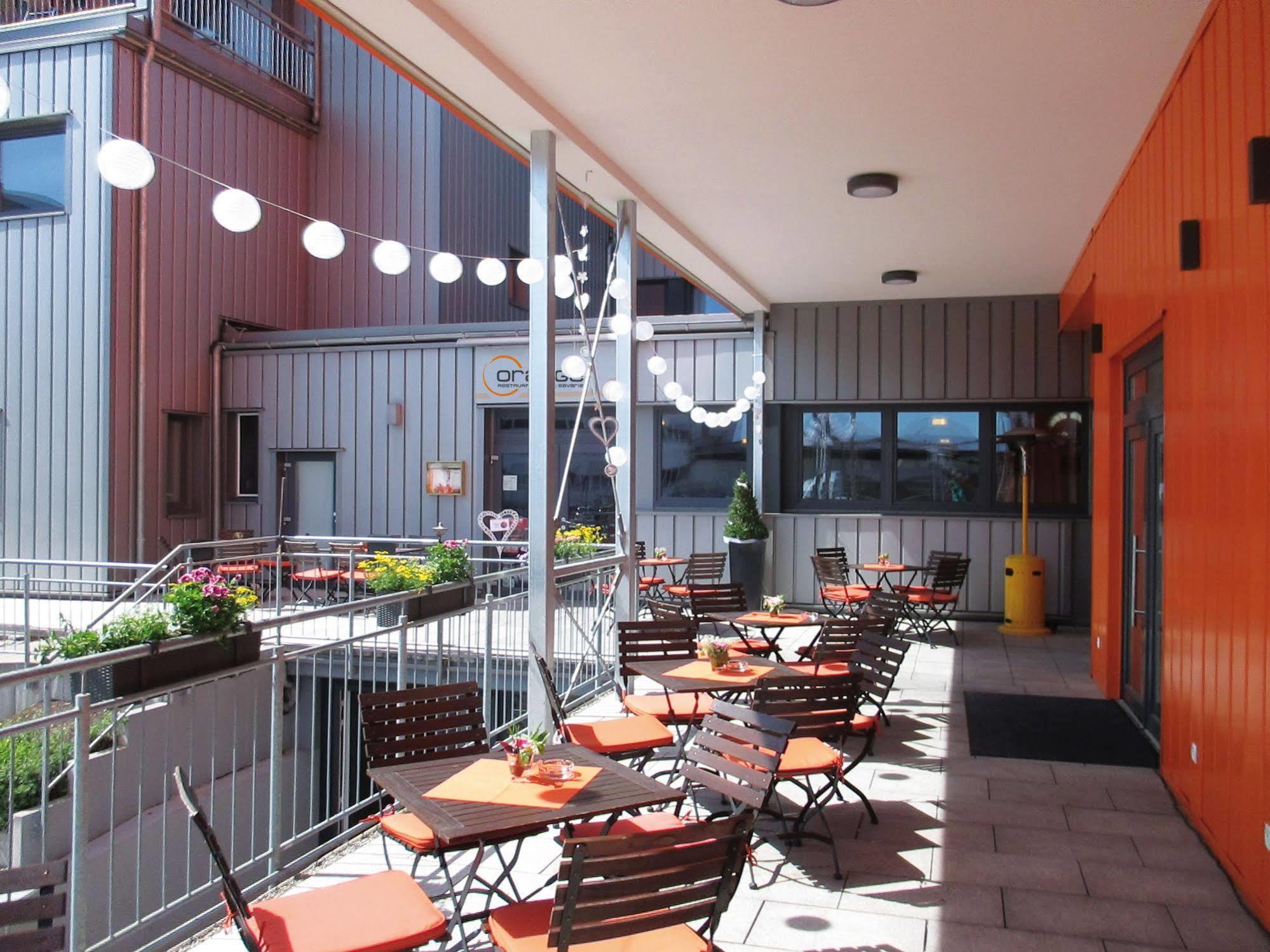 Orange Hotel Und Apartments Neu-Ulm Extérieur photo